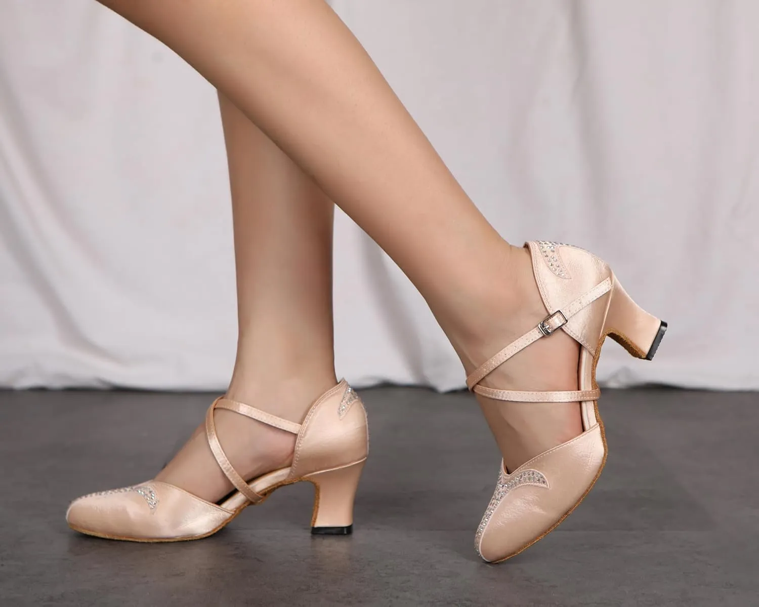 AOQUNFS Women's Latin Dance Shoes Closed Toe Salsa Ballroom Practice Performance Dancing Shoes,Model L617