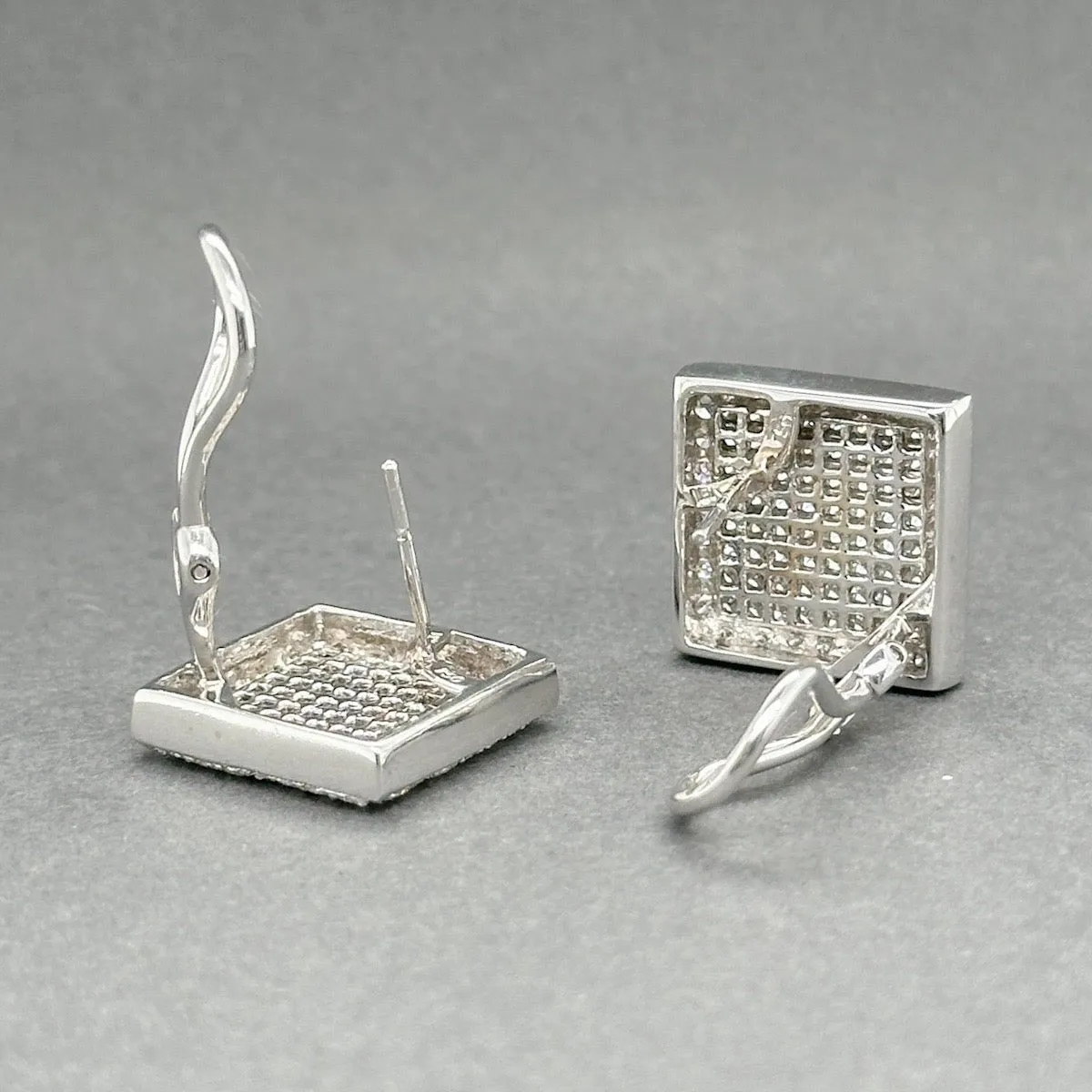 Estate 18K W Gold 2.89ctw G-H/VS2-SI2 Diamond Cluster Earrings