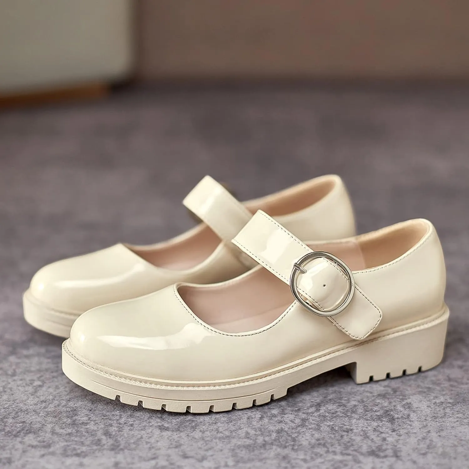 Gicoiz Classic Patent Mary Jane Womens Round Toe Buckle Pumps