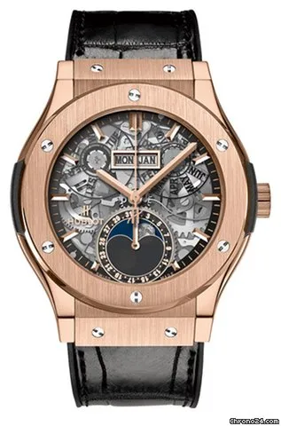 Hublot Classic Fusion 42mm Moonphase King Gold Automatic Watch