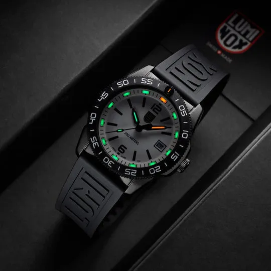 Luminox Pacific Diver Ripple 39mm Diver Watch XS.3127M