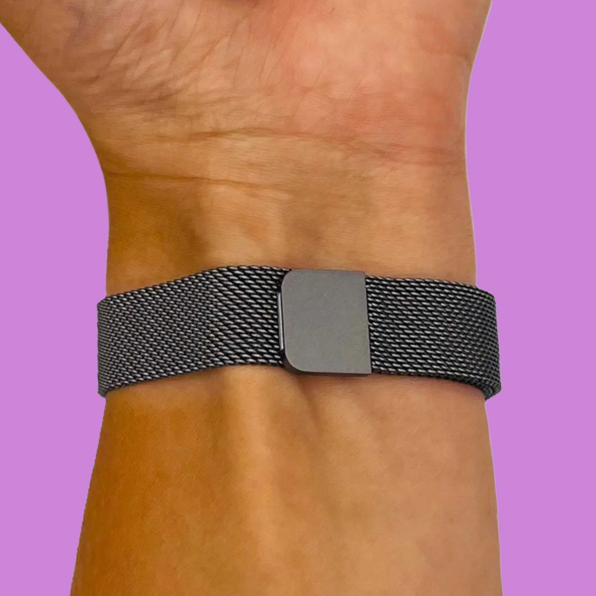 Milanese Straps Compatible with the Samsung Galaxy Watch 6 Classic (47mm)