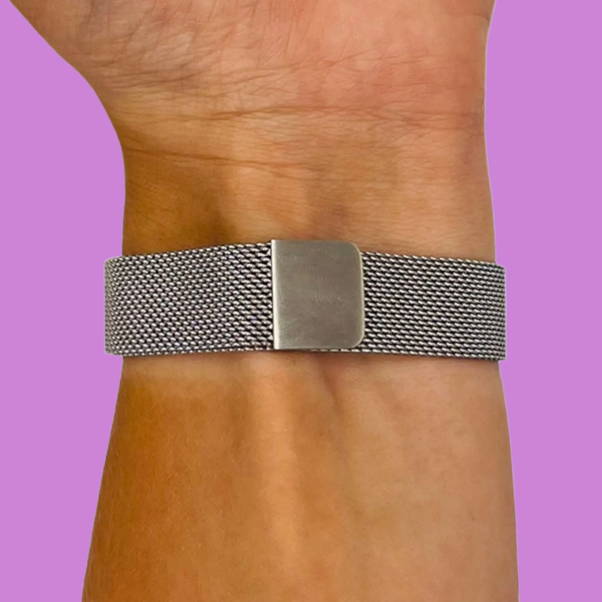 Milanese Straps Compatible with the Samsung Galaxy Watch 6 Classic (47mm)