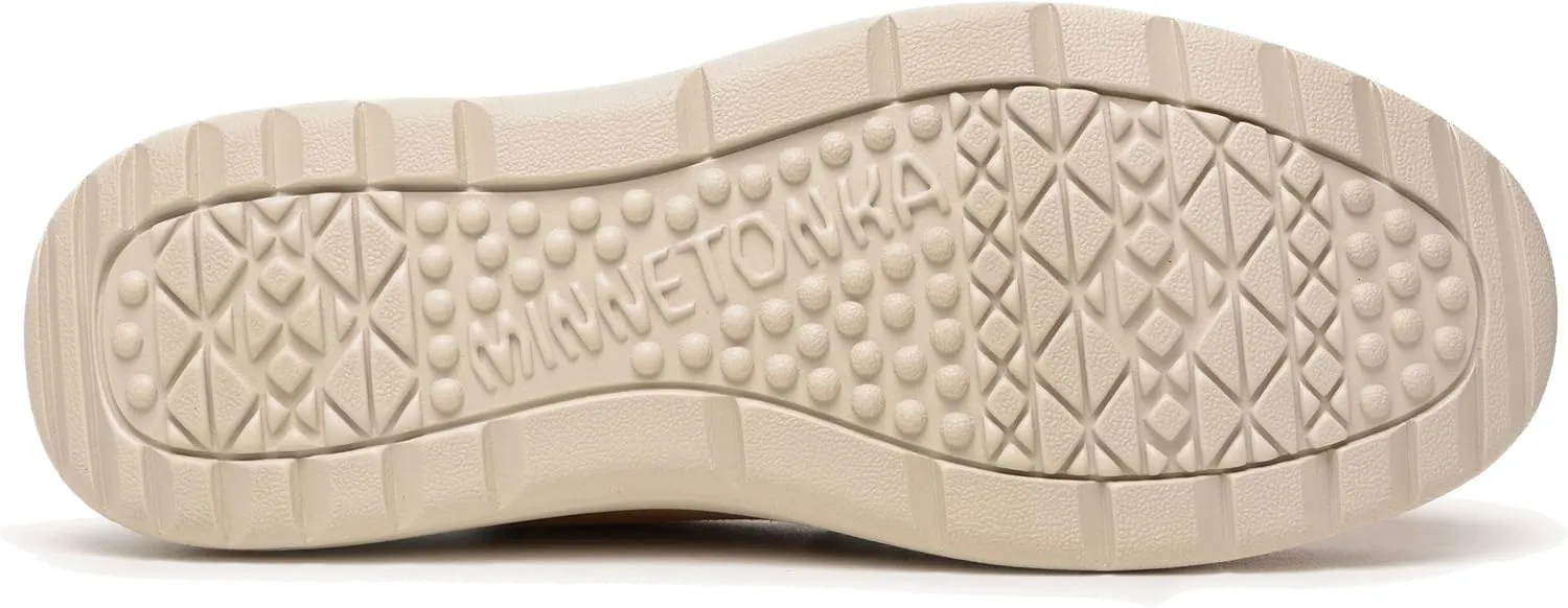 Minnetonka Men's Discover Classic Moccasin
