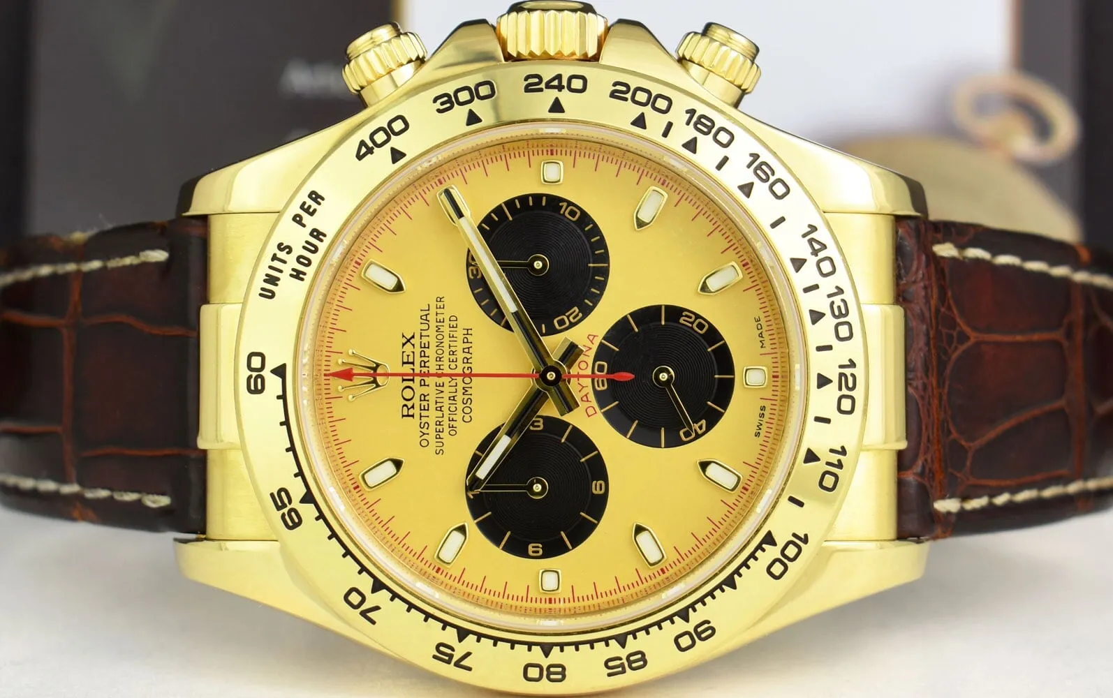 ROLEX Rehaut 40mm 18kt Gold Daytona Champagne Index Dial Paul Newman Model 116518
