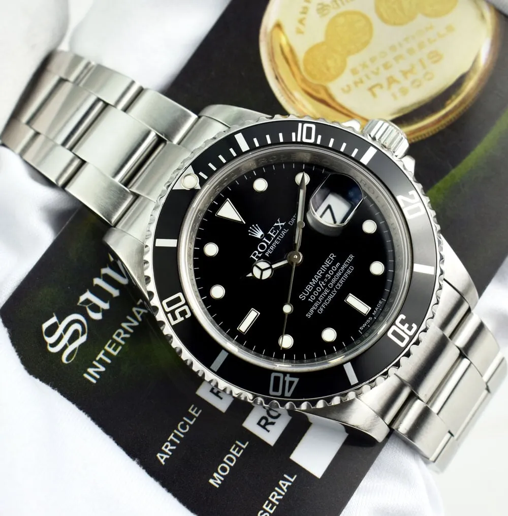 ROLEX Rehaut 40mm Stainless Submariner Black Index No Holes Model 16610