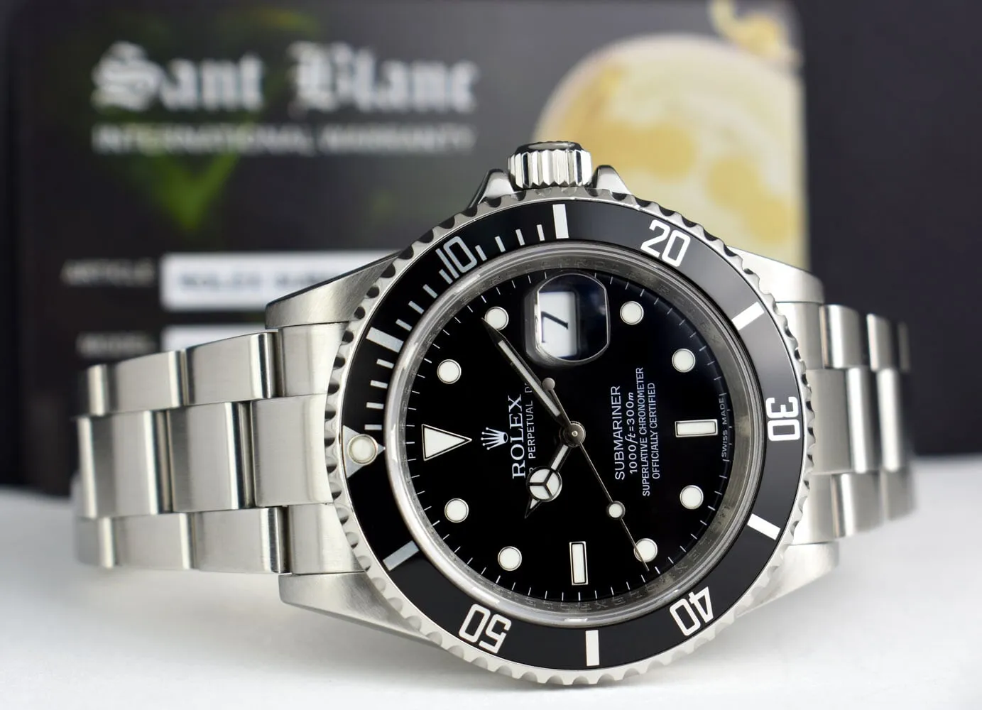 ROLEX Rehaut 40mm Stainless Submariner Black Index No Holes Model 16610