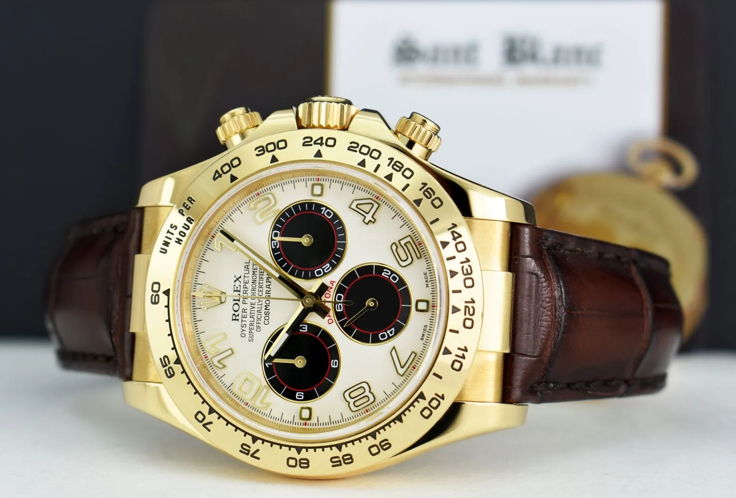 ROLEX Rehaut Mens 18kt Gold Daytona Panda Dial Burgundy Strap Model 116518