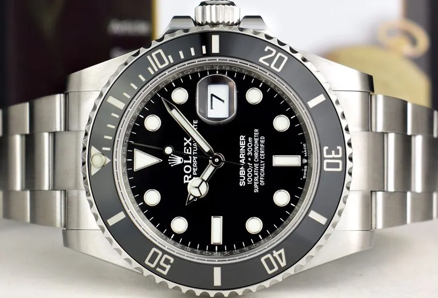 ROLEX - Stainless Steel SUBMARINER 41 Black CERAMIC 126610 LN