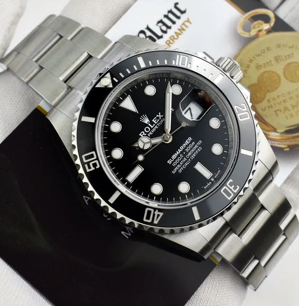 ROLEX - Stainless Steel SUBMARINER 41 Black CERAMIC 126610 LN