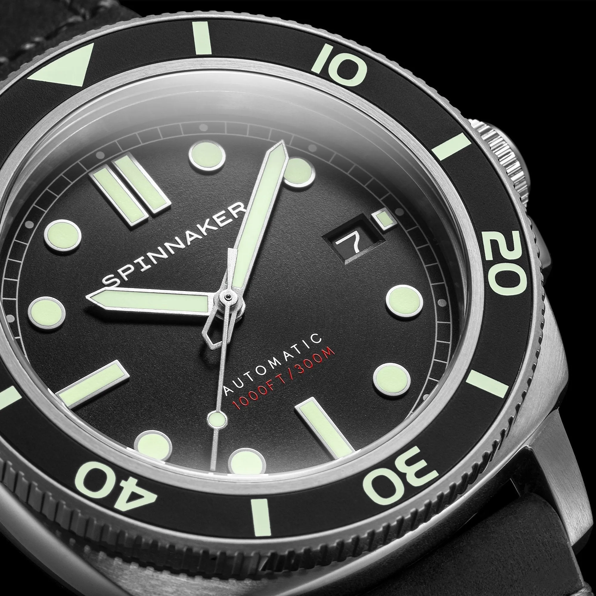 Spinnaker Hull Diver Men's Automatic Tuxedo Black Watch SP-5088-01
