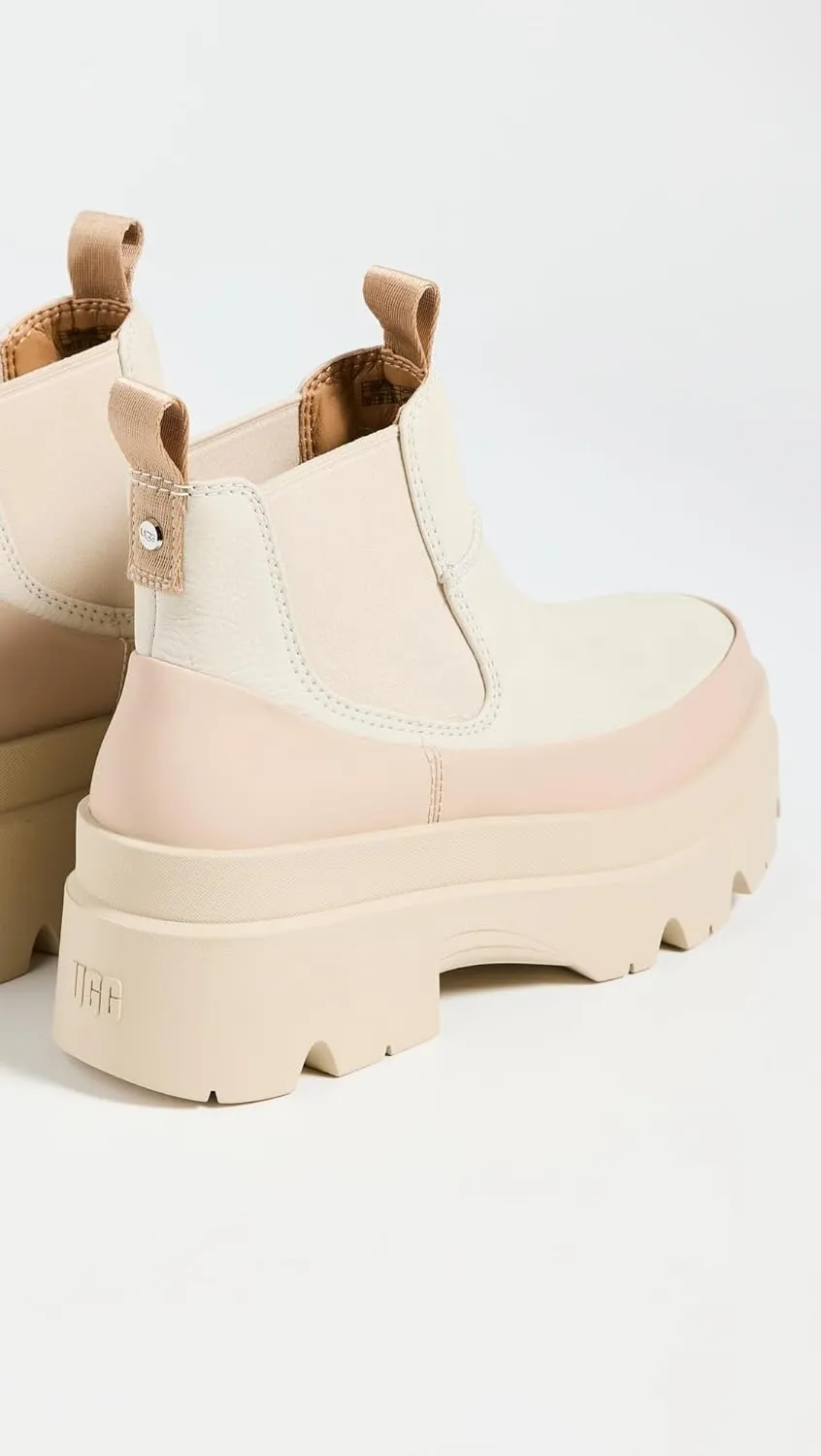 UGG Women's Brisbane Chelsea Boot