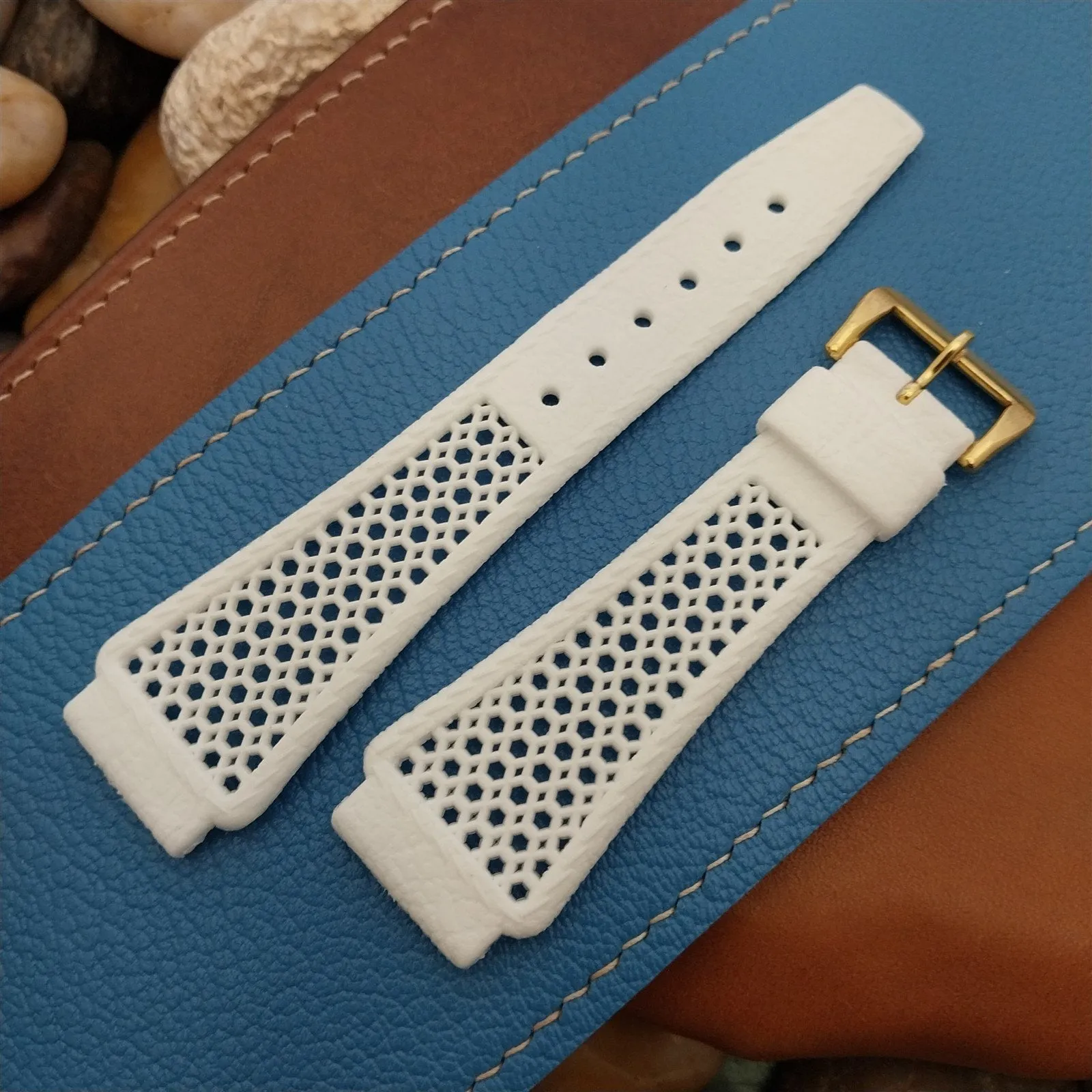 Vintage 20mm Flared White Rally GT Classic Unused 1970s Swiss Diver Watch Band